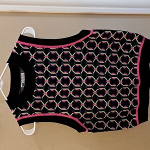 Geometric Patterned Sweater Vest- Black and Pink